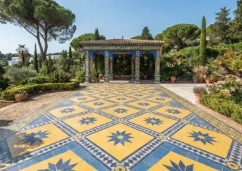 Tiled Mosaic Garden Pavilion Plaza Tiled Mosaic Garden Pavilion Plaza